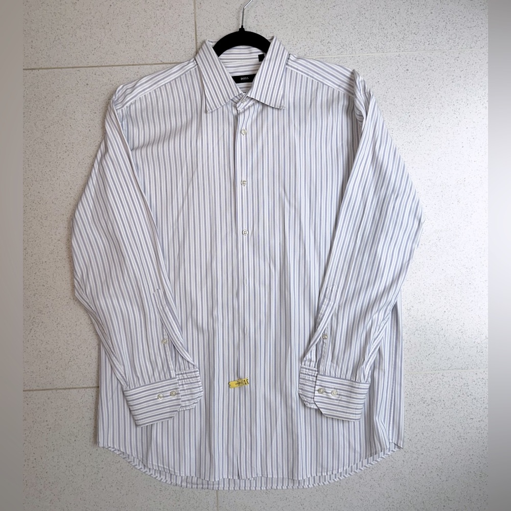 Hugo Boss white dress shirt with purple strips. Size 16-16.5 neck, 32-33 sleeve.